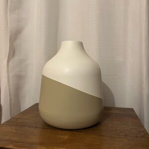 Modern Two-Tone Vase - Cream and Tan